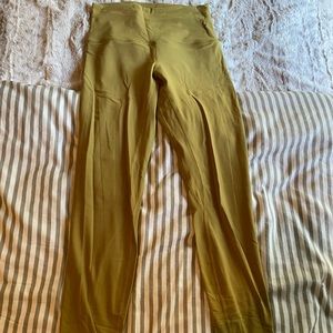 Lululemon Wunder Under